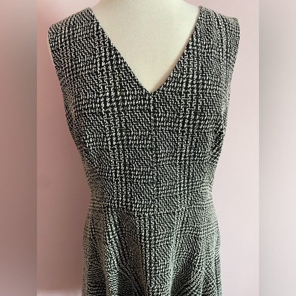 Eliza J Black and White Textured Midi Dress - Picture 2 of 6